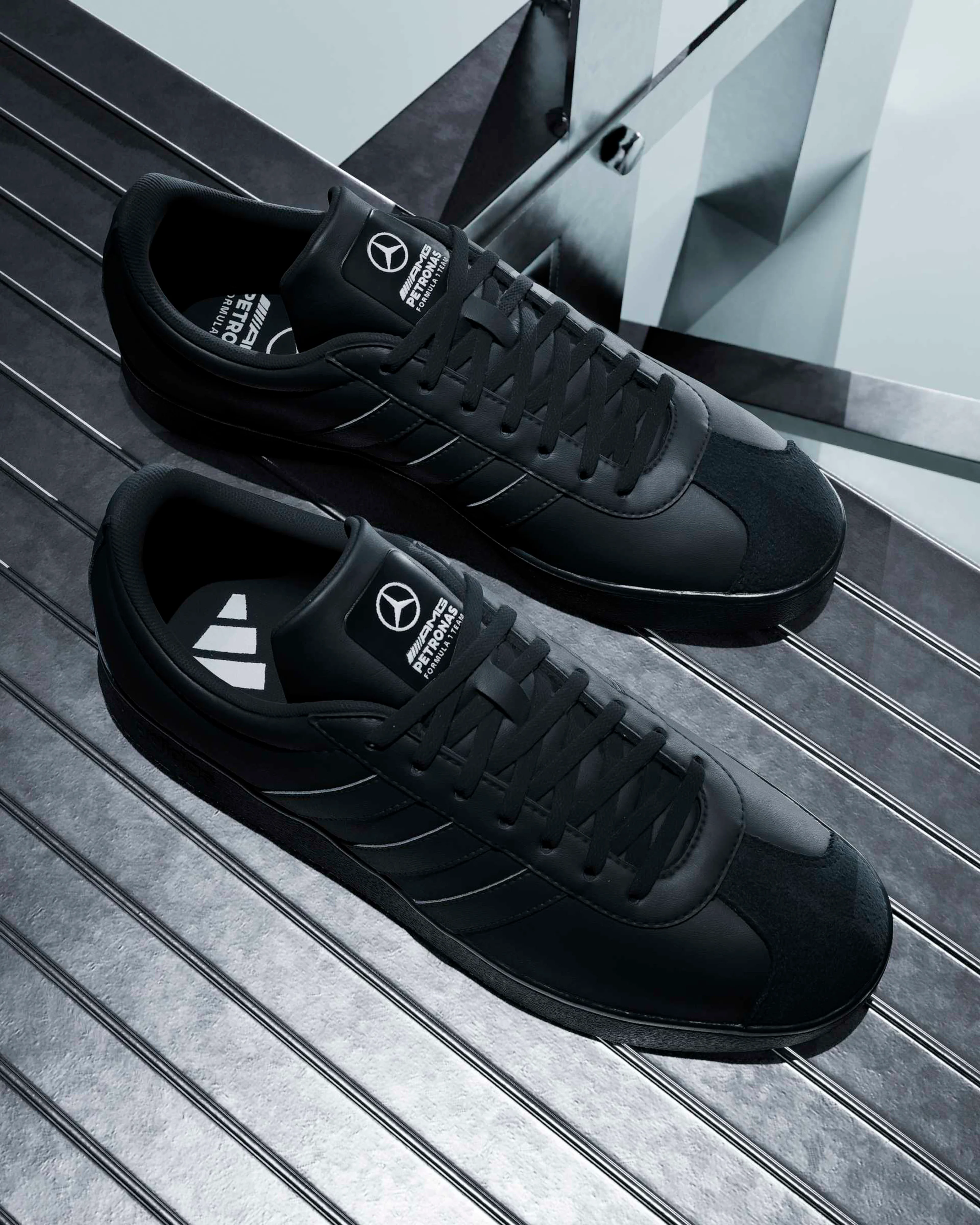 VL Court Shoes Midnight Black - Image 12