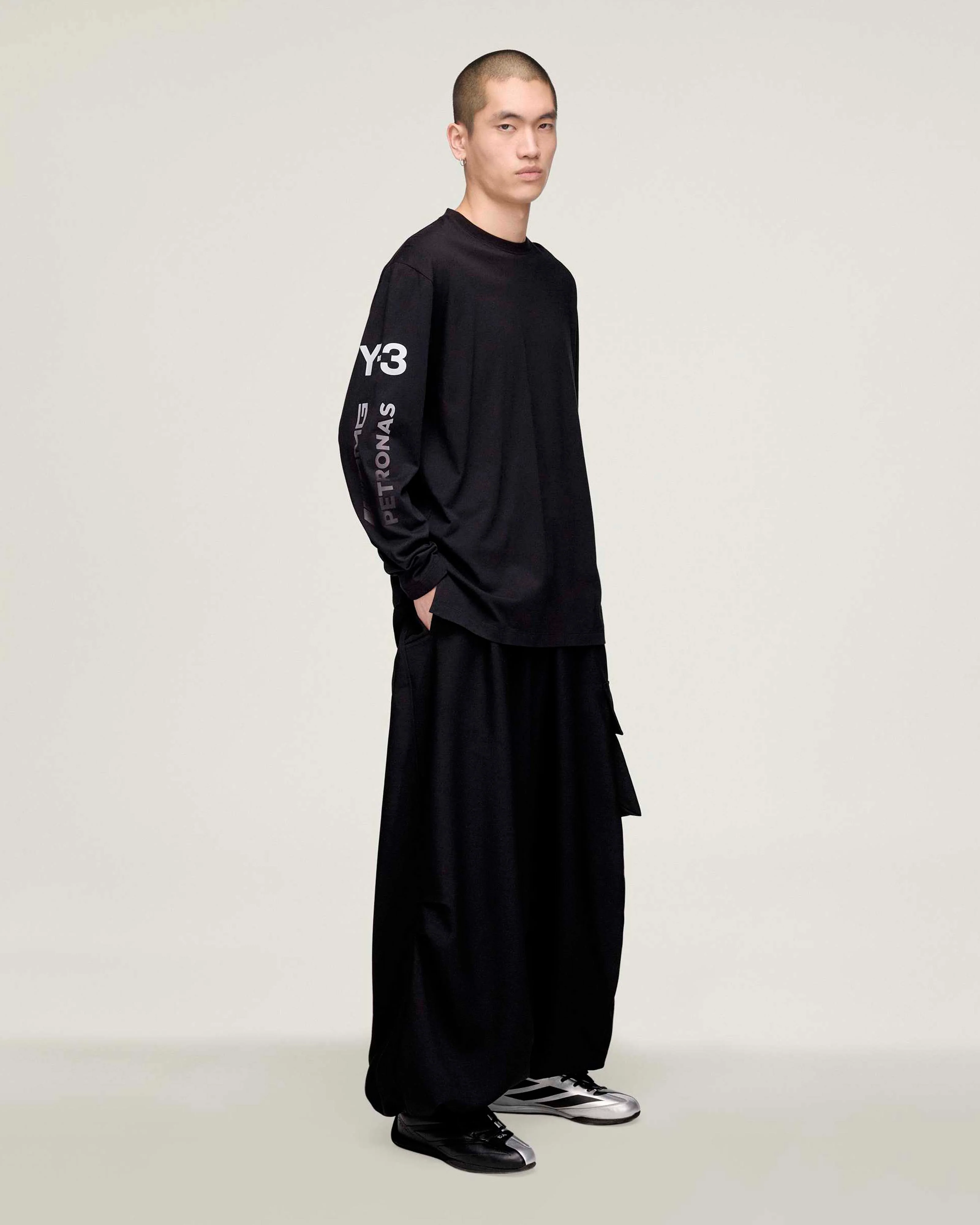 Y-3 Chaos Long-Sleeve T-shirt Black - Image 4