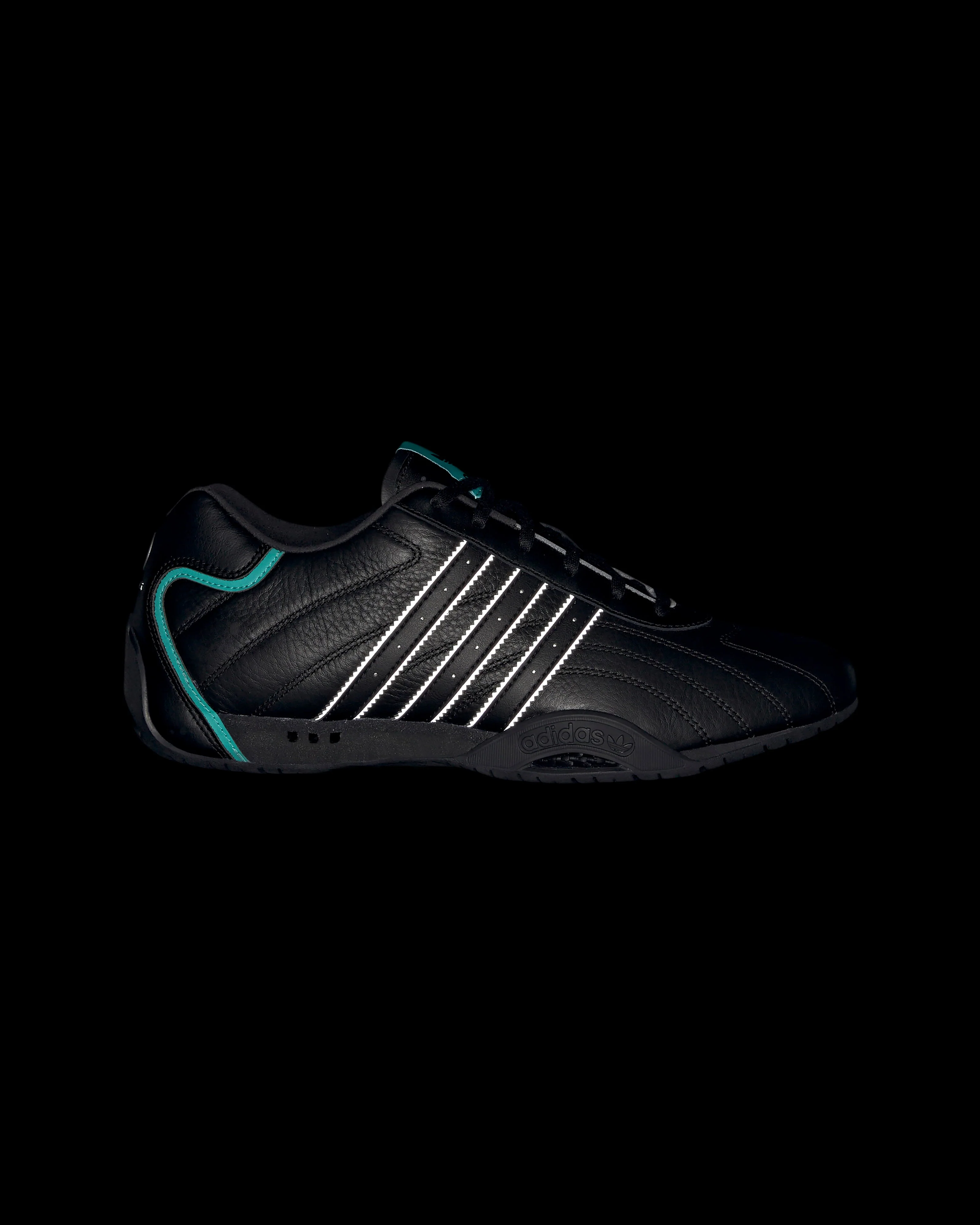 Adi Racer Lo Shoes Black - Image 3