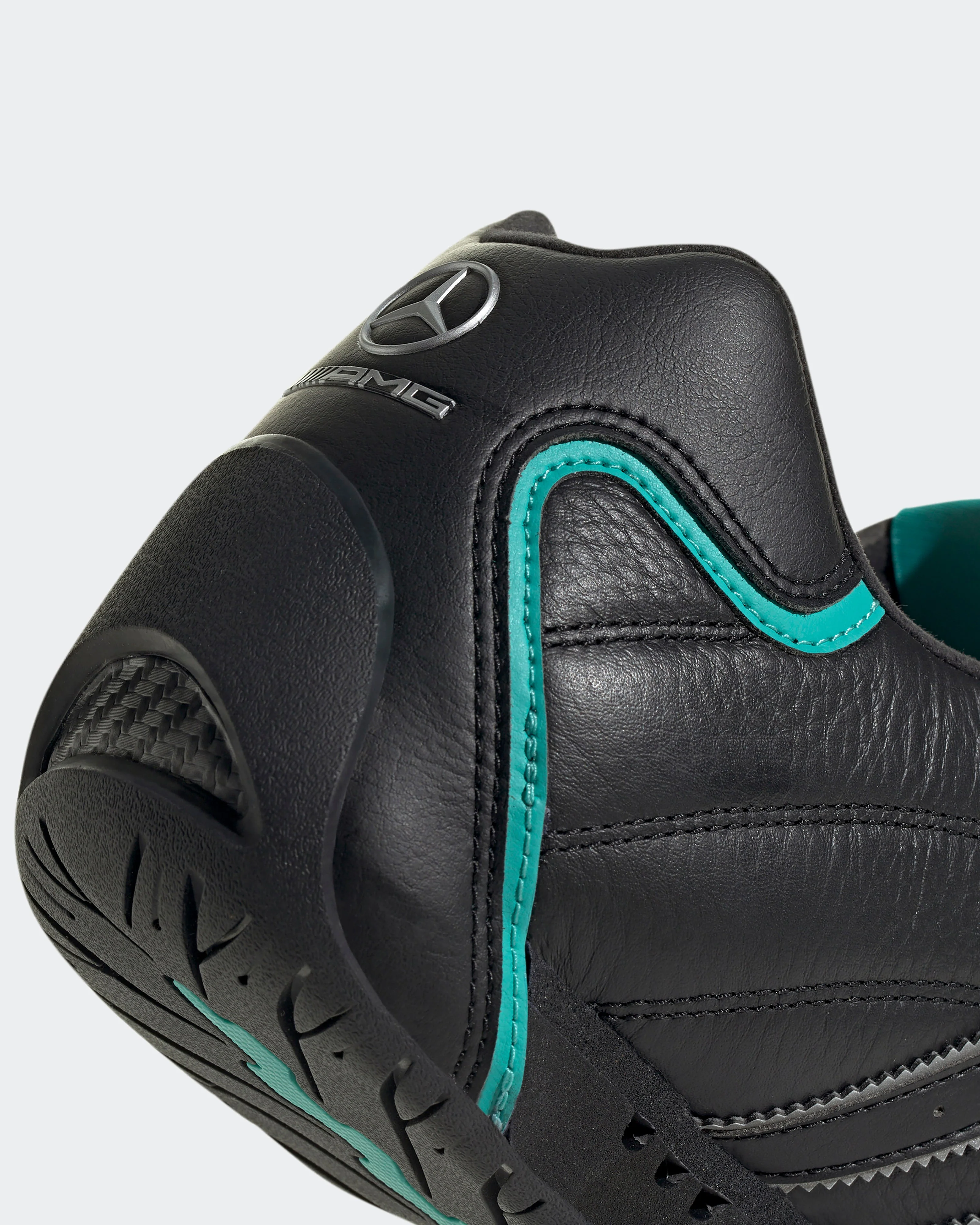 Adi Racer Lo Shoes Black - Image 5