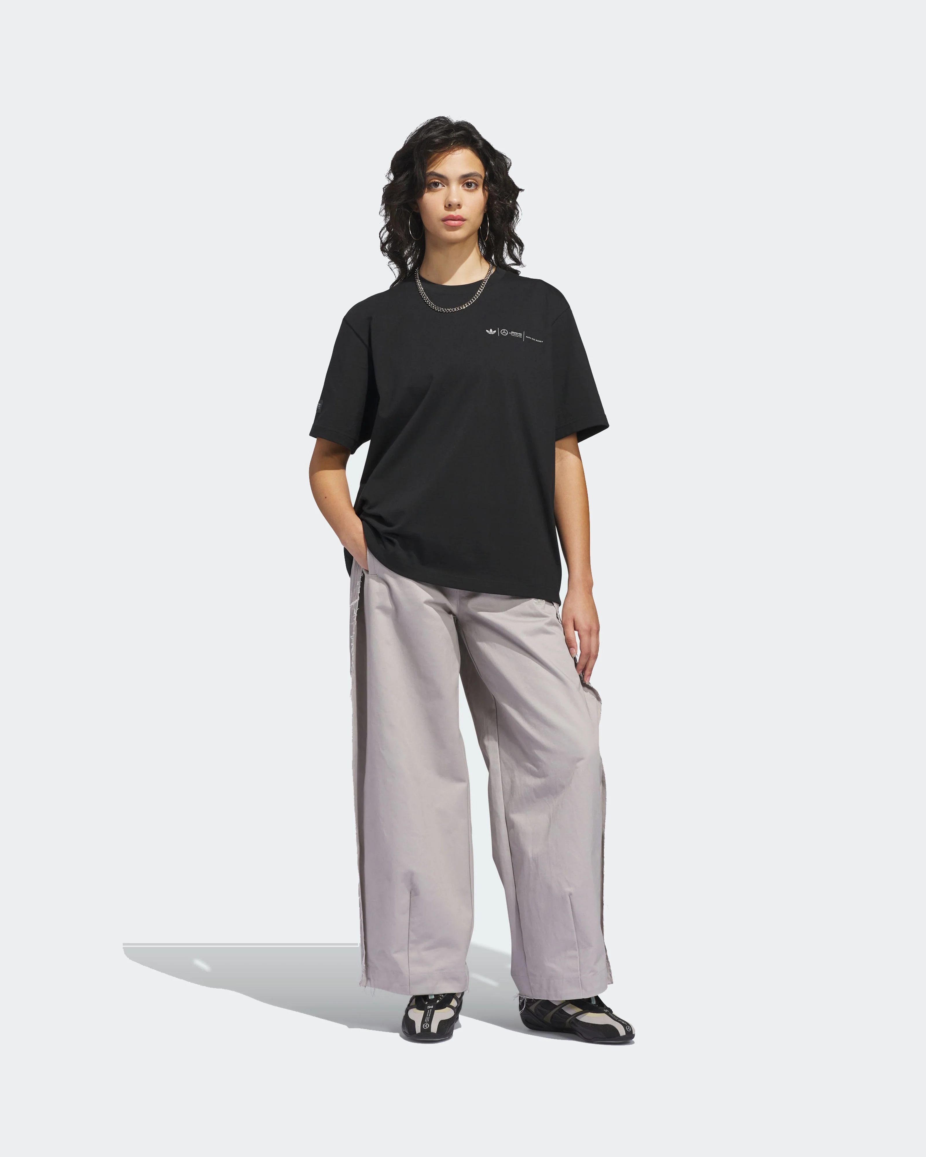 adidas para Bad Bunny x Mercedes-AMG F1 T-shirt Black - Image 4