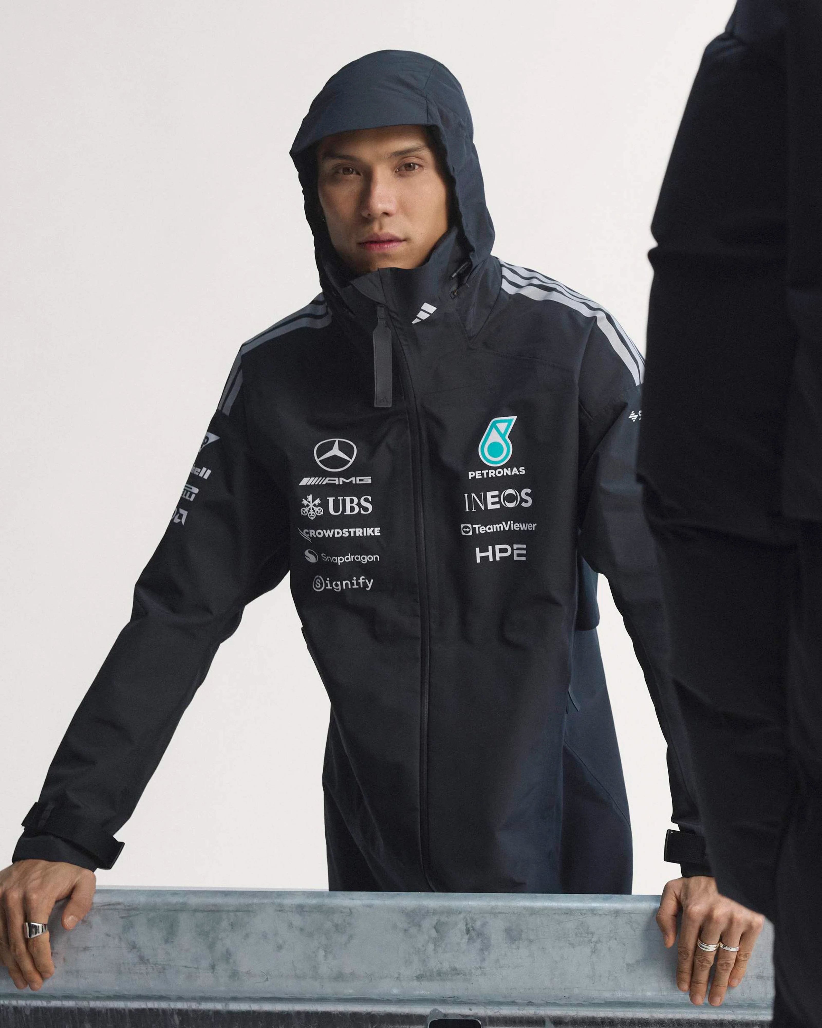 Mens 2026 Team Rain Parka Black - Image 10