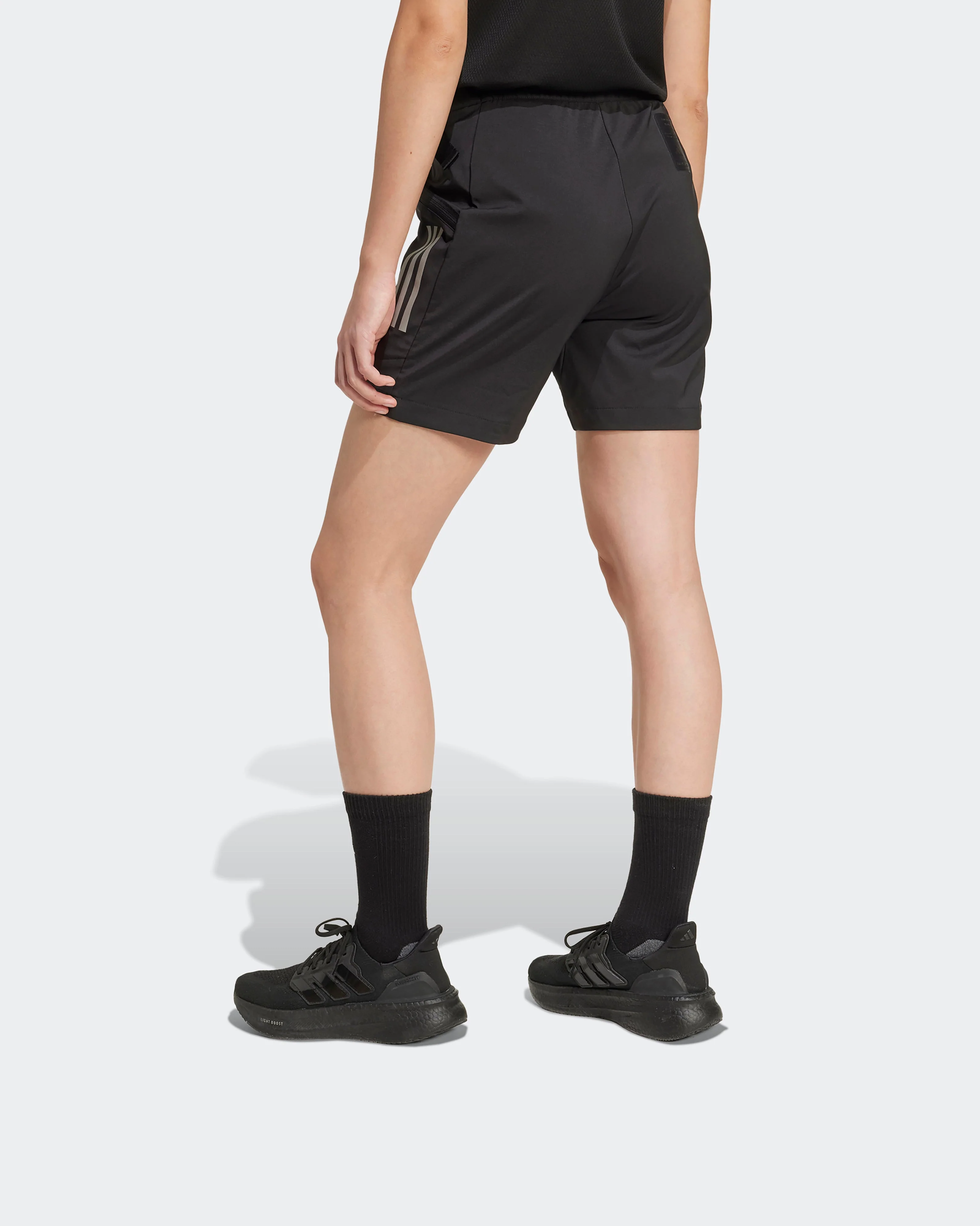 Womens 2025 Mechanics Shorts Black - Image 2